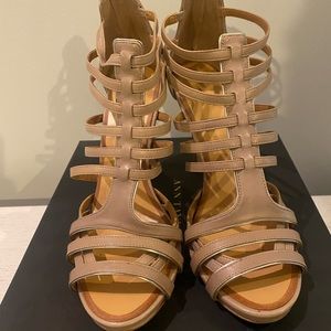 NWT FLASH SALE ANN TAYLOR HARPER, GLADIATOR SANDAL, GENUINE LEATHER, SIZE 9